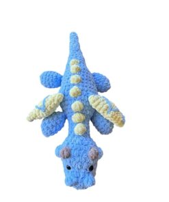 πλεκτό amigurumi δράκος