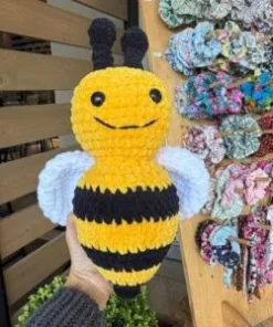 μέλισσα πλεκτή